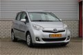 Toyota Verso S - 1.3 VVT-i Aspiration | AUTOMAAT | TREKHAAK | 35.000km | 1e EIGENAAR | NAVIGATIE | - 1 - Thumbnail