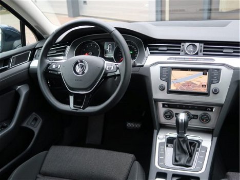 Volkswagen Passat - 1.4 TSI 150pk AUT. Comfortline | navi | led | pdc | - 1