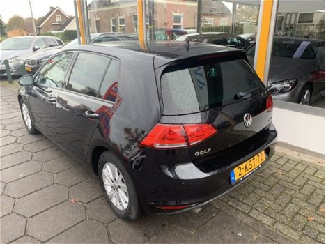 Volkswagen Golf - 1.6 TDI Comfortline BlueMotion *NAVI+CRUISE*PDC+ECC - 1