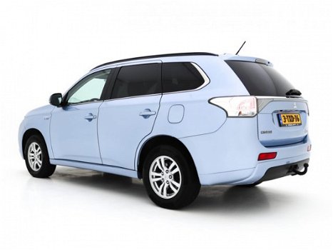 Mitsubishi Outlander - 2.0 PHEV Business Edition ( INCL-BTW) *1/2LEDER+PDC+ECC+CRUISE - 1