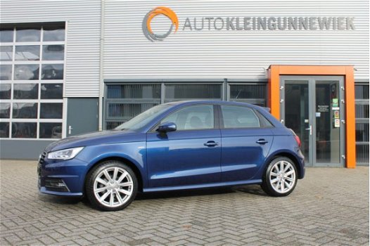 Audi A1 Sportback - 1.0 TFSI Adrenalin S-LINE / 17 INCH / CRUISE / ALL-SEASON BANDEN / PARKEERSENSOR - 1