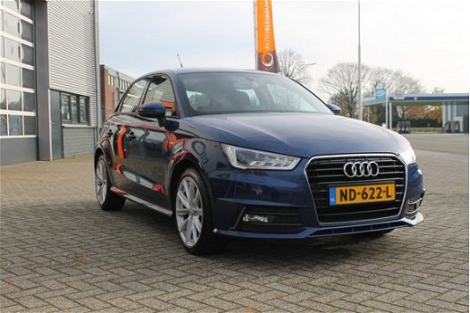 Audi A1 Sportback - 1.0 TFSI Adrenalin S-LINE / 17 INCH / CRUISE / ALL-SEASON BANDEN / PARKEERSENSOR - 1