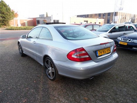 Mercedes-Benz CLK-klasse Coupé - 240 Elegance Airco, Dakraam, AUT., Leer, Trekhaak, AMG-Velgen - 1