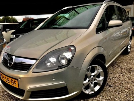 Opel Zafira - 2.2 Cosmo - 1