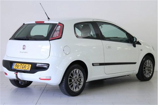 Fiat Punto Evo - 1.3 M-Jet Mylife | AIRCO | NAVIGATIE | CRUISE-CONTROL | ZUINIGE DIESEL MOTOR | BLUE - 1