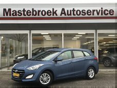 Hyundai i30 Wagon - 1.6 CRDi Business Edition | Climate Control | Cruise Control | Parkeersensoren |