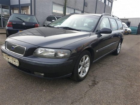 Volvo V70 - 2.4 Europa uitvoering/Navi/Leer/Automaat - 1