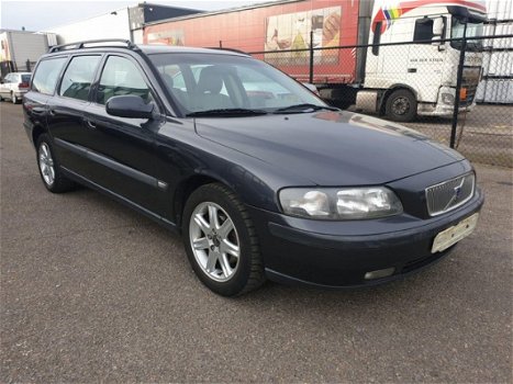 Volvo V70 - 2.4 Europa uitvoering/Navi/Leer/Automaat - 1