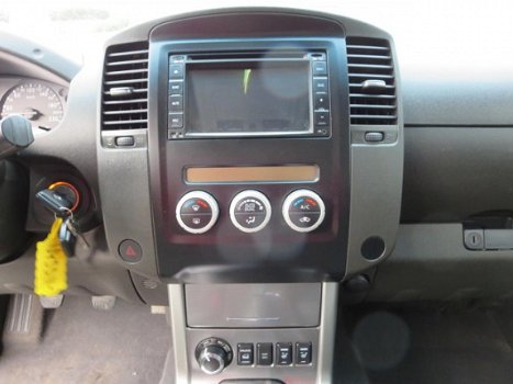 Nissan Navara - 2.5 DCI KING-CAB 4WD - 1