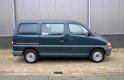 Toyota HiAce - 2.4 TD rolstoelbus om zelfstandig te kunnen rijden, in zeer goede staat. Lees de teks - 1 - Thumbnail