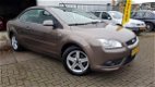 Ford Focus Coupé-Cabriolet - 1.6-16V Titanium/airco/nap/inruil mog - 1 - Thumbnail