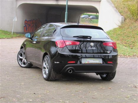 Alfa Romeo Giulietta - 1.6 JTDm Progression | 18 