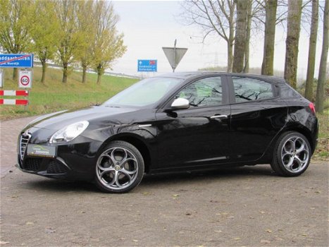 Alfa Romeo Giulietta - 1.6 JTDm Progression | 18 