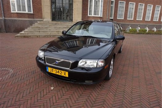 Volvo S80 - S80 EXECUTIVE , 2.4 D5, AUTOMAAT, LUXE LEDER, KOELKAST/BAR, WHISKEY GLAZEN, 2 x TV-SCHER - 1