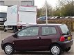 Renault Twingo - 1.2 16V Privelege Quickshift 5 automaat, bj.2004, rood, airco, APK 04/2020, NAP uit - 1 - Thumbnail