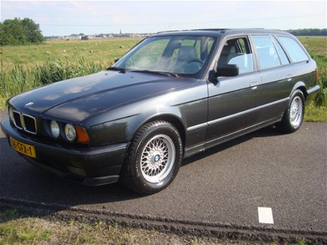 BMW 5-serie Touring - 540i E34 AUT / PANO / LEDER / LPG / VOL OPTIES - 1