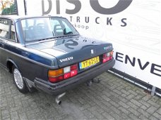 Volvo 240 - 2.3 DL