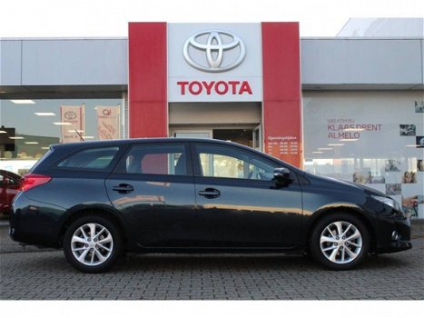 Toyota Auris Touring Sports - 1.3 VVT-i Now - 1