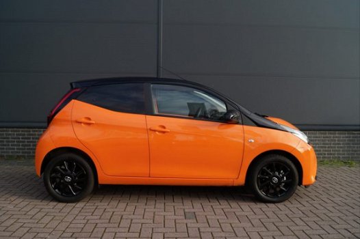 Toyota Aygo - 1.0 VVT-i x-cite l Smartphone integratie l Apple Carplay l Android Auto - 1