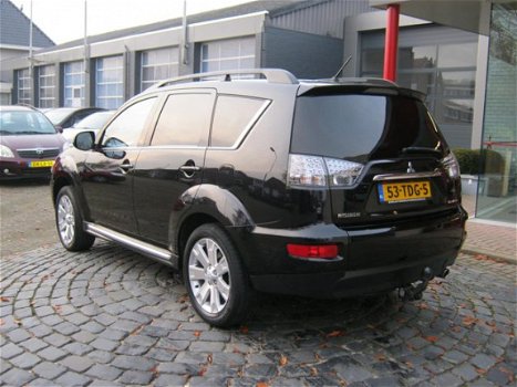 Mitsubishi Outlander - 2.0i Edition Two automaat - 1