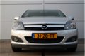 Opel Astra GTC - 1.8 Sport (140 pk) / Pano-dak/ Climate/ Cruise-controle/ Telefoon/ 16 inch lmv - 1 - Thumbnail