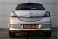 Opel Astra GTC - 1.8 Sport (140 pk) / Pano-dak/ Climate/ Cruise-controle/ Telefoon/ 16 inch lmv - 1 - Thumbnail