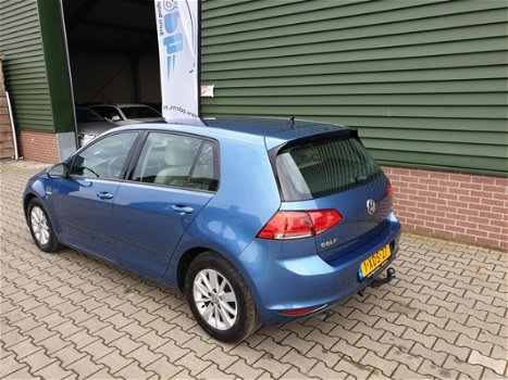 Volkswagen Golf - 1.6 TDI Comfortline BlueMotion - 1