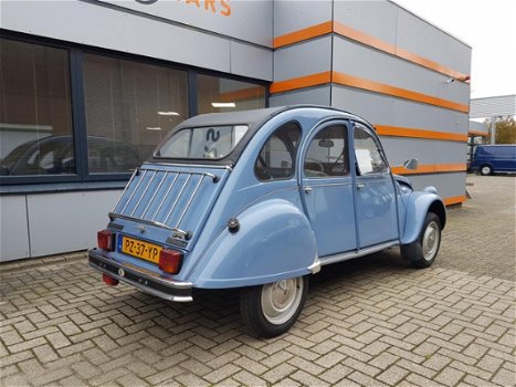 Citroën 2 CV - 2CV6 Special - 1