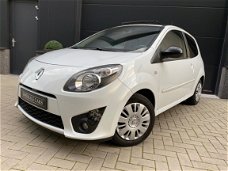 Renault Twingo - 1.2 Night & Day Airco/Elekt