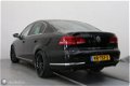 Volkswagen Passat - 3.6 V6 FSI 4Motion Highl. ZEER NETTE STAAT - 1 - Thumbnail