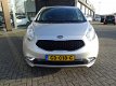 Kia Venga - 1.6 DynamicLine navi/cruise/trekhaak 126 pk - 1 - Thumbnail