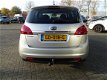 Kia Venga - 1.6 DynamicLine navi/cruise/trekhaak 126 pk - 1 - Thumbnail