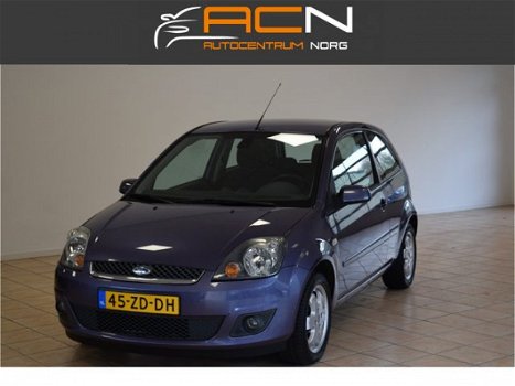 Ford Fiesta - 1.6-16V Futura Airco/Elektrische pakket/Lichtmetalen velgen Facturen van onderhoud aan - 1