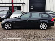 BMW 3-serie Touring - 320d Executive