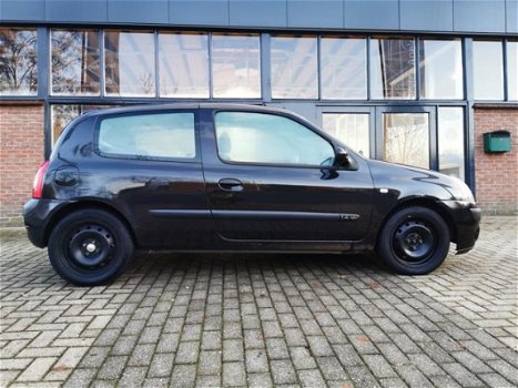 Renault Clio - 1.4-16V Dynamique Luxe Airco, Elektrische pakket, voljaar APK, Koopje - 1