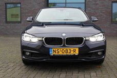 BMW 3-serie - 318i Executive Automaat Led Keyless entry Navi