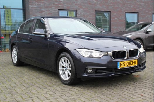 BMW 3-serie - 318i Executive Automaat Led Keyless entry Navi - 1