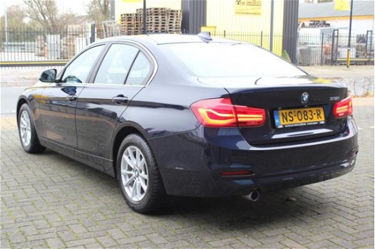 BMW 3-serie - 318i Executive Automaat Led Keyless entry Navi - 1