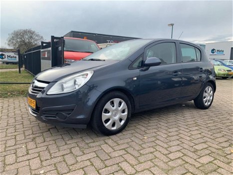 Opel Corsa - 1.2-16V Business ( LAGE KM / NAP / NW APK / AIRCO / 5 DRS ) - 1