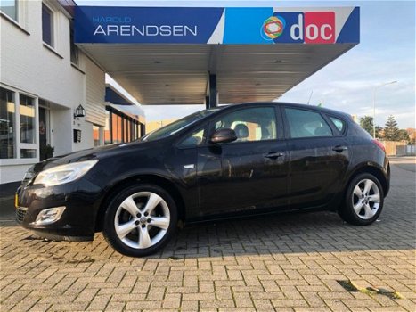 Opel Astra - 1600 Edition 116pk - 1