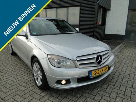 Mercedes-Benz C-klasse - 180 K Avantgarde AUT. Boekjes - 1