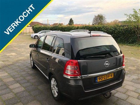 Opel Zafira - 2.2 16V 150 pk Cosmo 7p. Navi Half Leder - 1