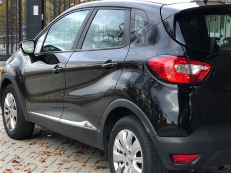 Renault Captur - 0.9 TCe Expression 2013 Zwart - 1