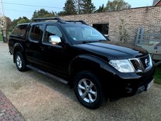 nissan navara 2500 met hardtop