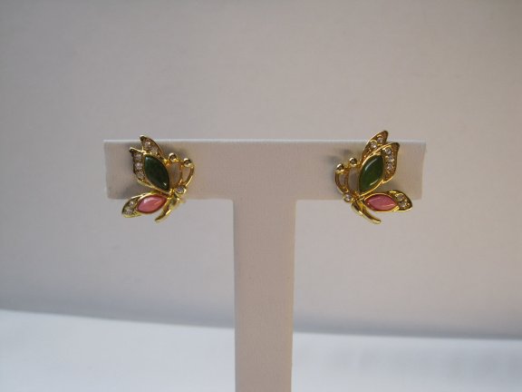 Oorbellen goudkleurig vlinder model met jade en rhodochrosiet groen roze steentje 1.9x1.8 cm. - Afbeelding 6