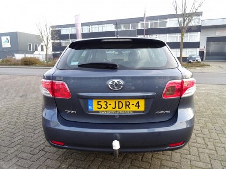 Toyota Avensis Wagon - 2.0 VVTi Dynamic AUTOMAAT - 1