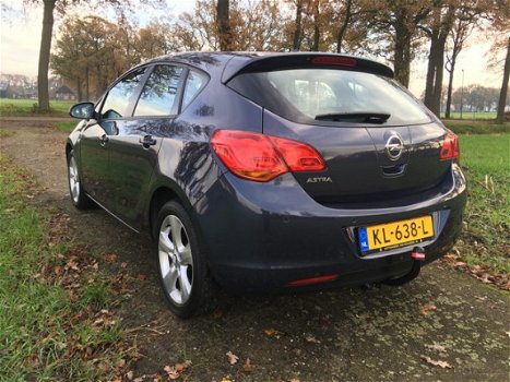 Opel Astra - 1.6 Sport VERKOCHT - 1