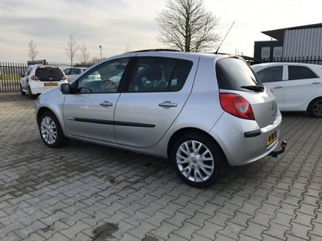 Renault Clio - 1.6-16V Rip Curl - 1