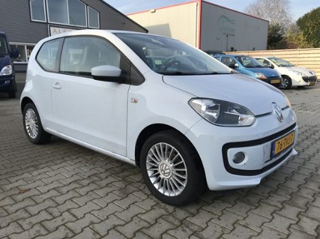 Volkswagen Up! - 1.0 high up - 1