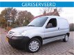 Peugeot Partner - 1.4i Benzine & Opties en Slechts 89000km - 1 - Thumbnail